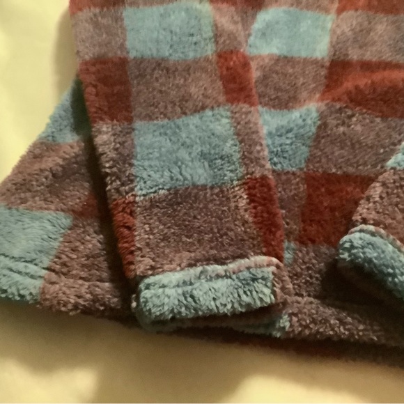 Eddie Bauer plush sweater M - Picture 4 of 16